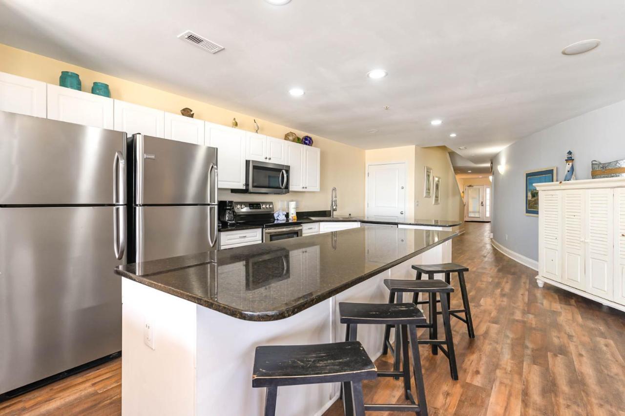 Spacious Penthouse Ocean Front 7 Bedroom Condo - Ambassador Villas Unit 401 Myrtle Beach Exterior photo